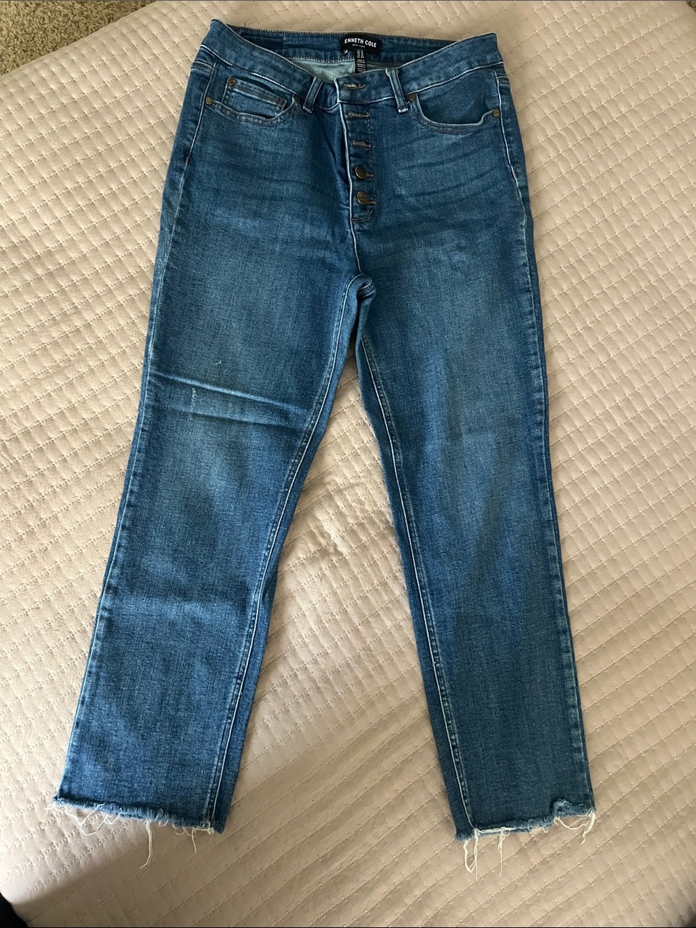 Kenneth Cole Medium Blue High-Rise Button-Fly Cropped Jeans
